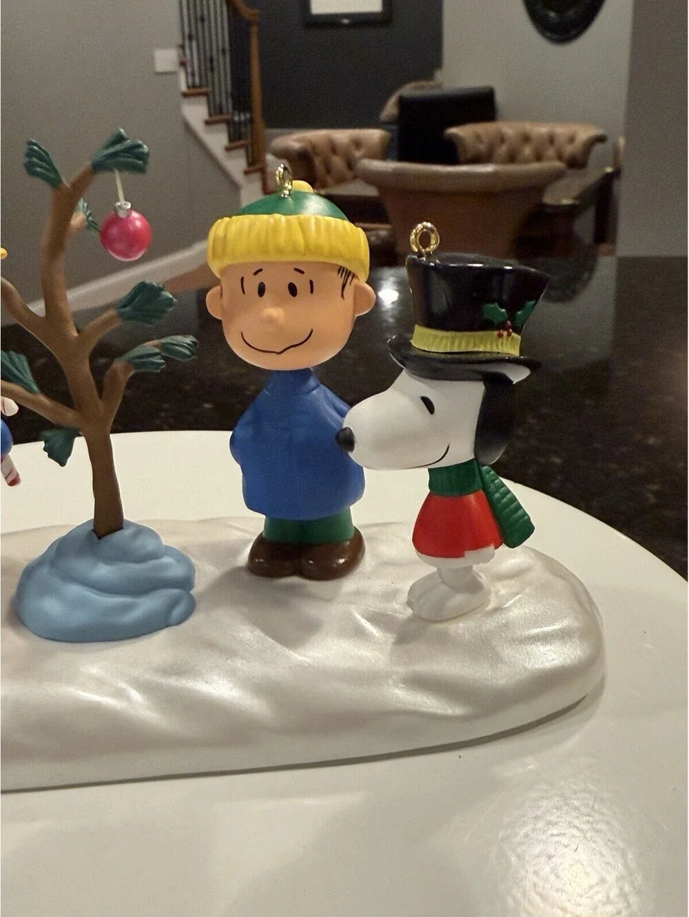 Hallmark Keepsake 1995 Charlie Brown  Christmas Set 5 Ornaments Snow Scene New